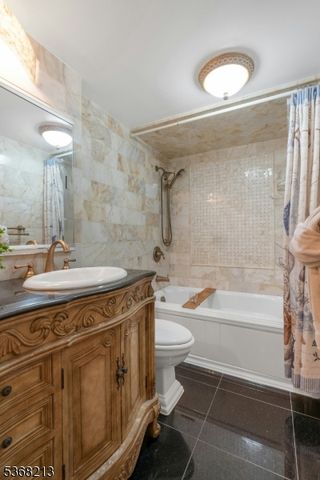 1203 River Rd 19K 19K, Edgewater Boro, NJ 07020