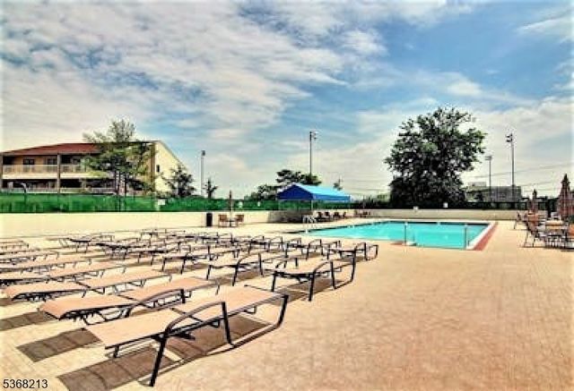 1203 River Rd 19K 19K, Edgewater Boro, NJ 07020