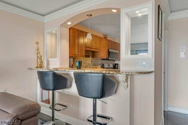 1203 River Rd 19K 19K, Edgewater Boro, NJ 07020