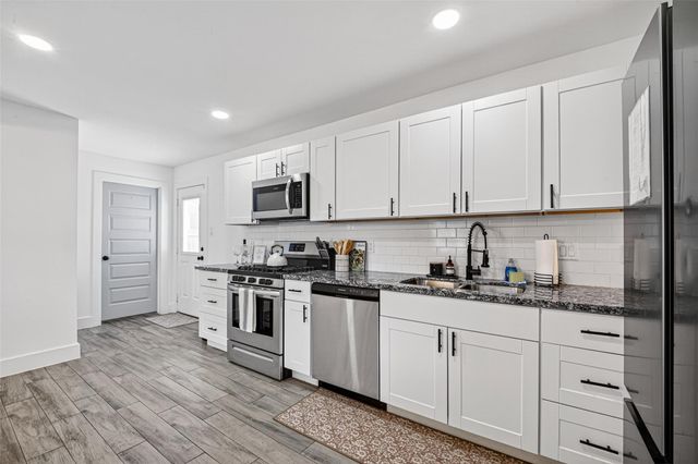 3319 Suiter Way, Pasadena, TX 77503