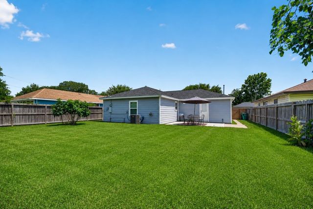 3319 Suiter Way, Pasadena, TX 77503