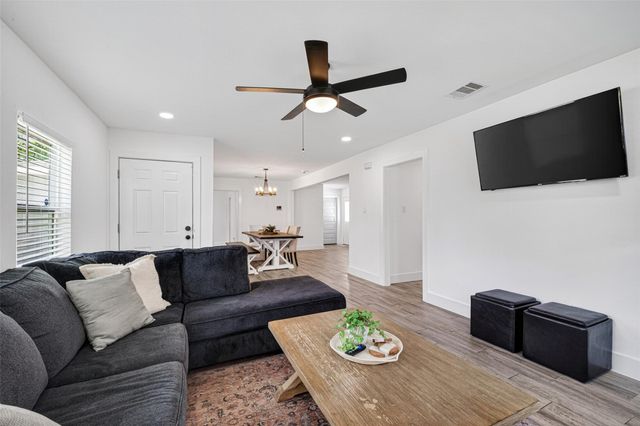 3319 Suiter Way, Pasadena, TX 77503