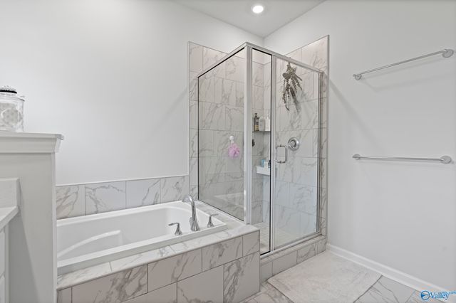 14971 Greenleaf Drive, Athens, AL 35613