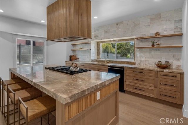 706 N Occidental Boulevard, Los Angeles, CA 90026