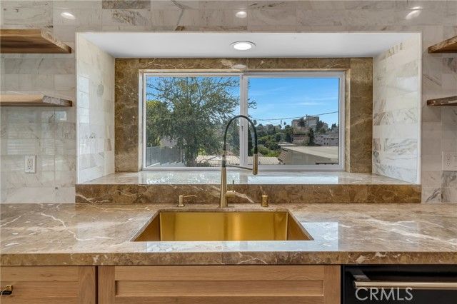 706 N Occidental Boulevard, Los Angeles, CA 90026