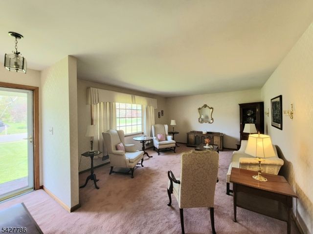 484 Stony Brook Dr, Bridgewater Twp., NJ 08807