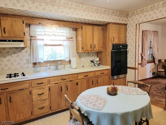 484 Stony Brook Dr, Bridgewater Twp., NJ 08807