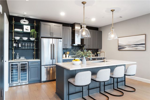 350 Oliver Ave 1002, Pittsburgh, PA 15222