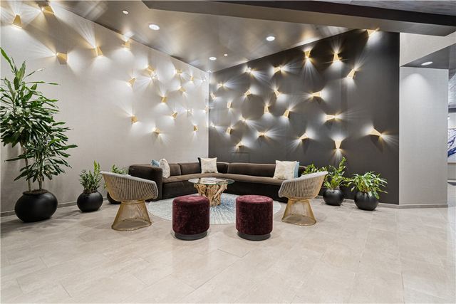 350 Oliver Ave 1002, Pittsburgh, PA 15222