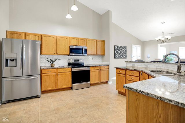 5849 Columbia Circle, Greenwood, IN 46142