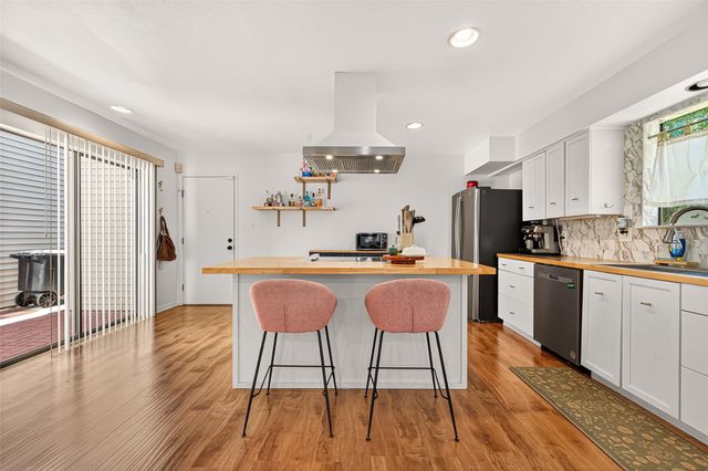 1422 Chardonnay Drive, Houston, TX 77077