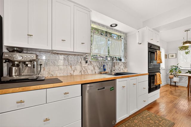 1422 Chardonnay Drive, Houston, TX 77077