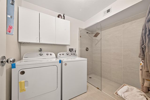 1422 Chardonnay Drive, Houston, TX 77077