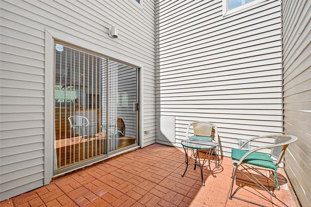 1422 Chardonnay Drive, Houston, TX 77077