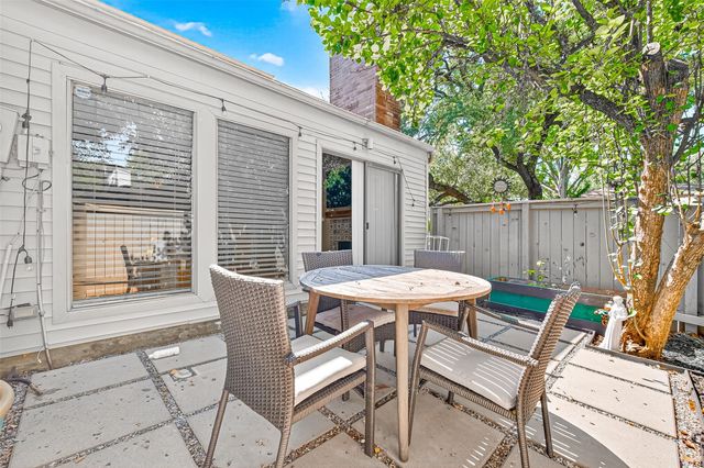 1422 Chardonnay Drive, Houston, TX 77077