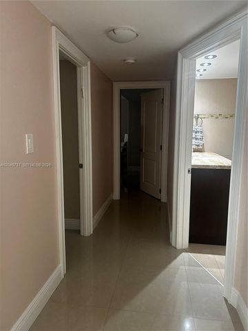 231 174th St 718, Sunny Isles Beach, FL 33160