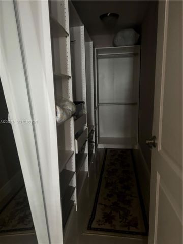 231 174th St 718, Sunny Isles Beach, FL 33160