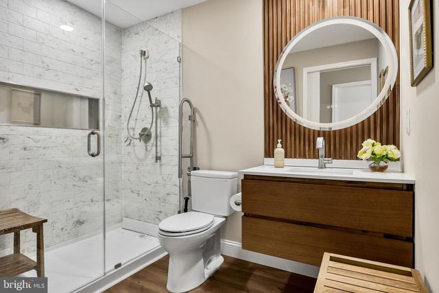 2 DEVONSHIRE RD, Mount Laurel, NJ 08054