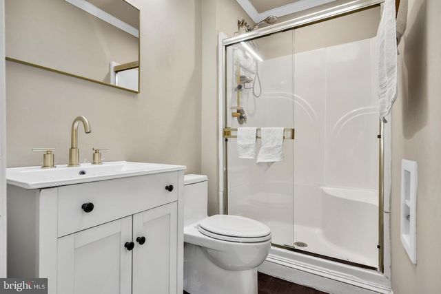 2 DEVONSHIRE RD, Mount Laurel, NJ 08054