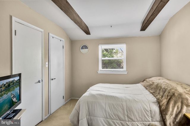 2 DEVONSHIRE RD, Mount Laurel, NJ 08054