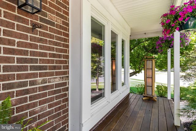 2 DEVONSHIRE RD, Mount Laurel, NJ 08054