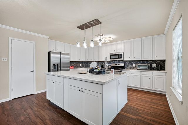 7130 Liberty Oak Court, Houston, TX 77049