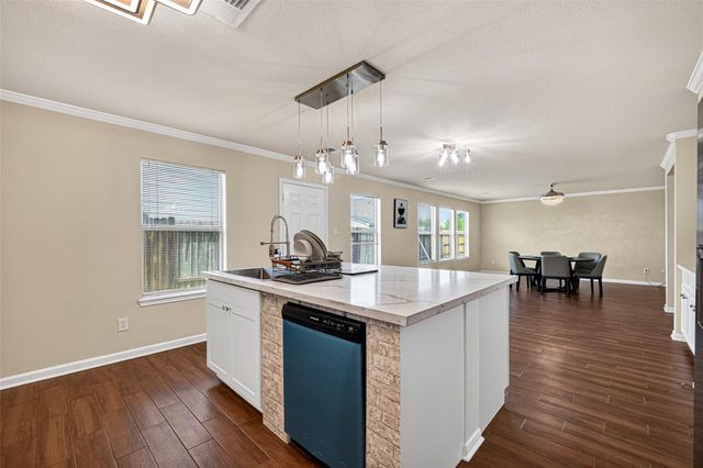 7130 Liberty Oak Court, Houston, TX 77049