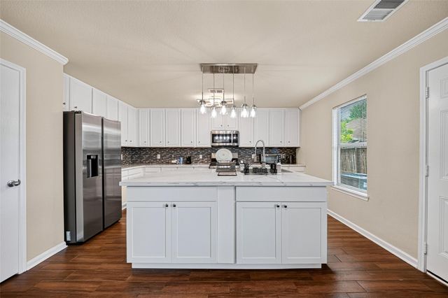 7130 Liberty Oak Court, Houston, TX 77049