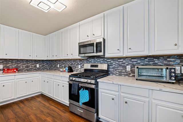 7130 Liberty Oak Court, Houston, TX 77049