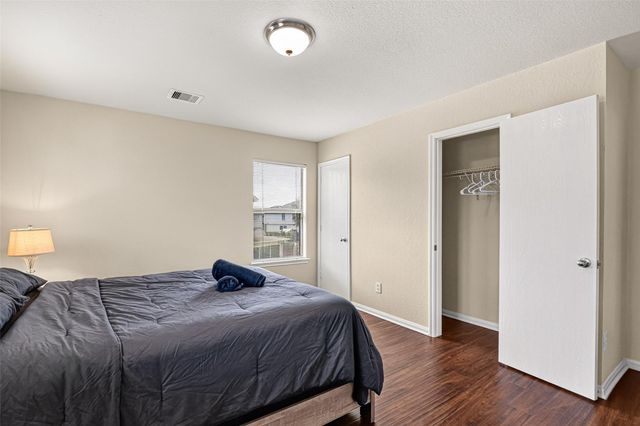 7130 Liberty Oak Court, Houston, TX 77049