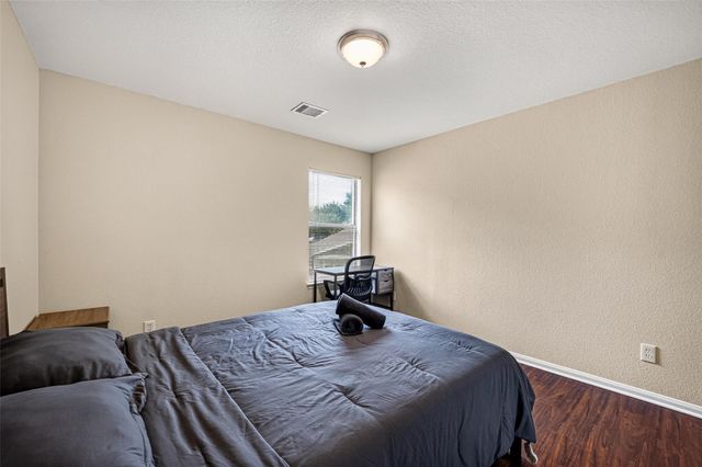 7130 Liberty Oak Court, Houston, TX 77049
