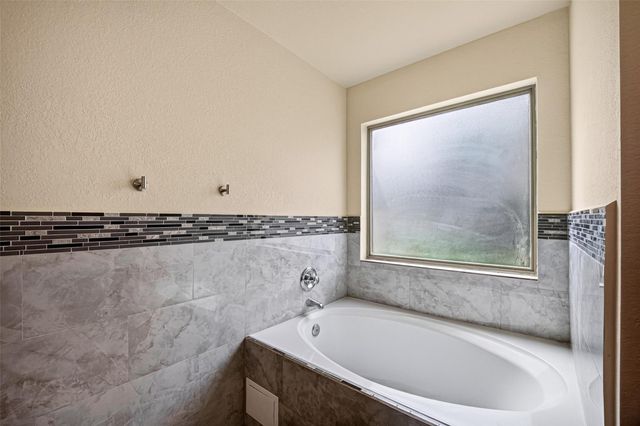 7130 Liberty Oak Court, Houston, TX 77049