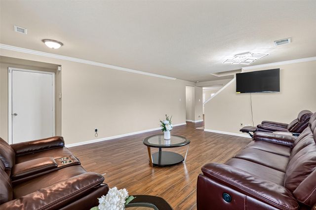 7130 Liberty Oak Court, Houston, TX 77049