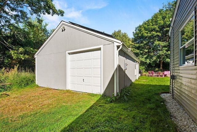 8 Bliss Rd, Bellingham, MA 02019