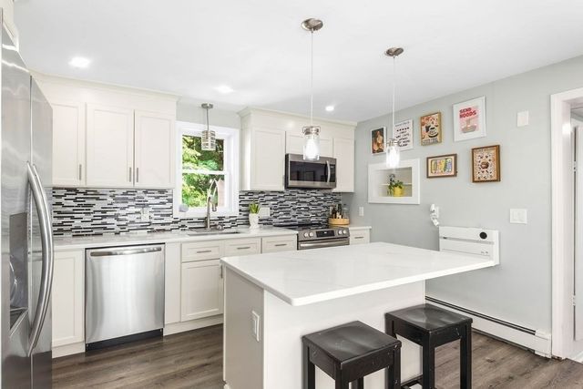8 Bliss Rd, Bellingham, MA 02019