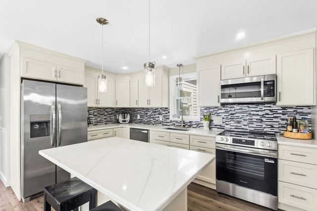 8 Bliss Rd, Bellingham, MA 02019