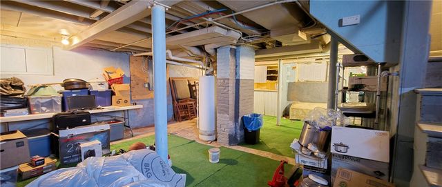 110 Holbrooke Street, Rochester, NY 14621