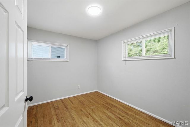 10537 Earl Drive, St Louis, MO 63136