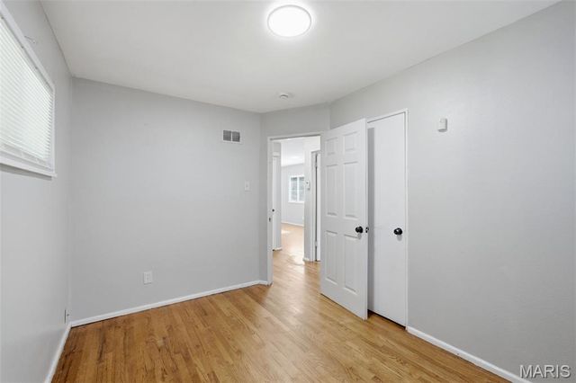 10537 Earl Drive, St Louis, MO 63136