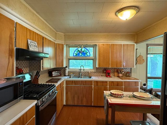 182 E M-61 Highway, Gladwin, MI 48624