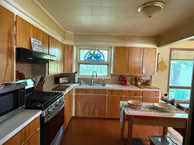 182 E M-61 Highway, Gladwin, MI 48624