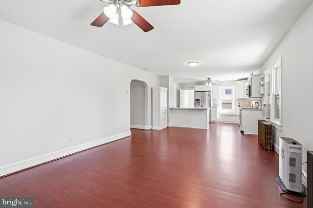 126 TOMLIN STATION RD, Gibbstown, NJ 08027