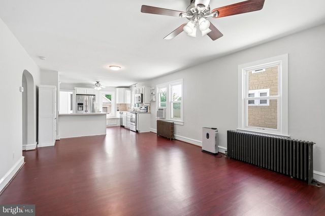 126 TOMLIN STATION RD, Gibbstown, NJ 08027