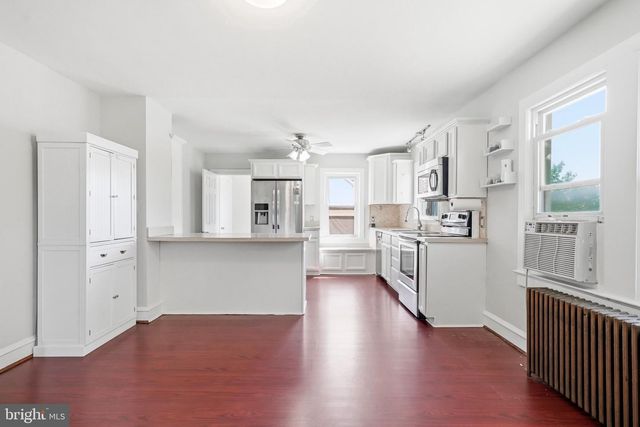 126 TOMLIN STATION RD, Gibbstown, NJ 08027