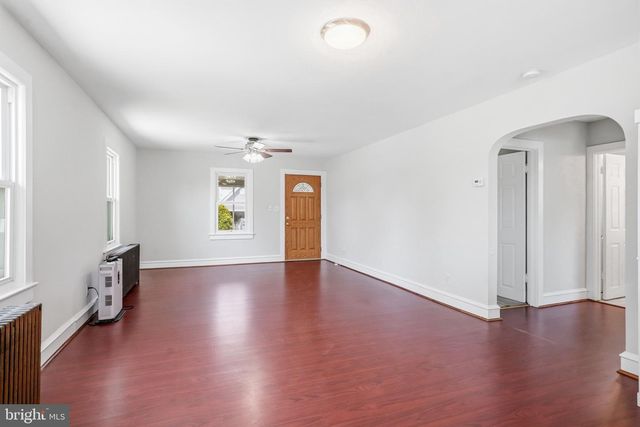 126 TOMLIN STATION RD, Gibbstown, NJ 08027