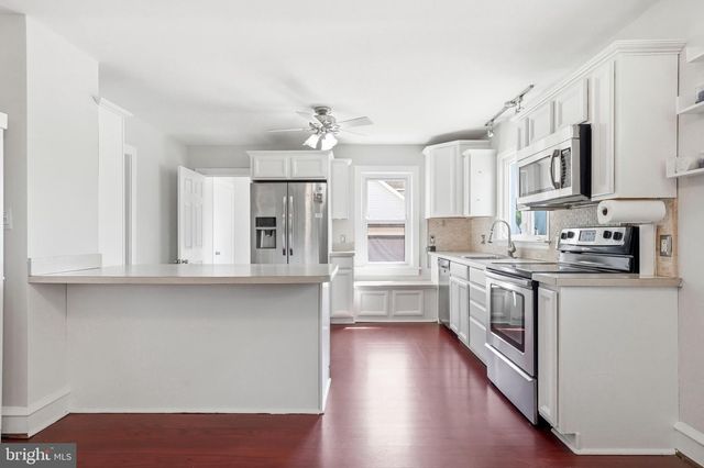 126 TOMLIN STATION RD, Gibbstown, NJ 08027