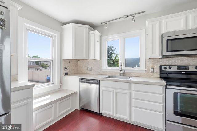 126 TOMLIN STATION RD, Gibbstown, NJ 08027
