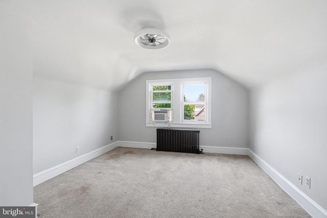 126 TOMLIN STATION RD, Gibbstown, NJ 08027