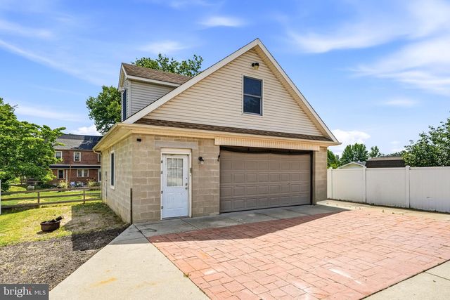 126 TOMLIN STATION RD, Gibbstown, NJ 08027
