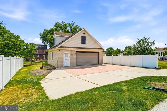 126 TOMLIN STATION RD, Gibbstown, NJ 08027